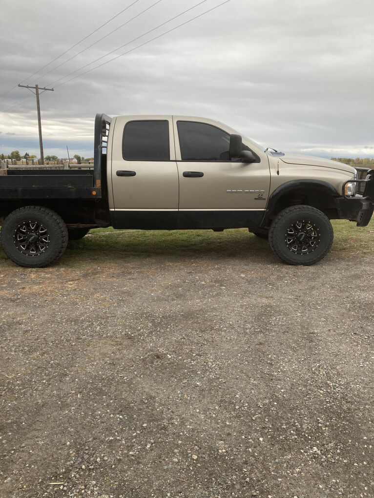 2003 DODGE RAM 2500 ST