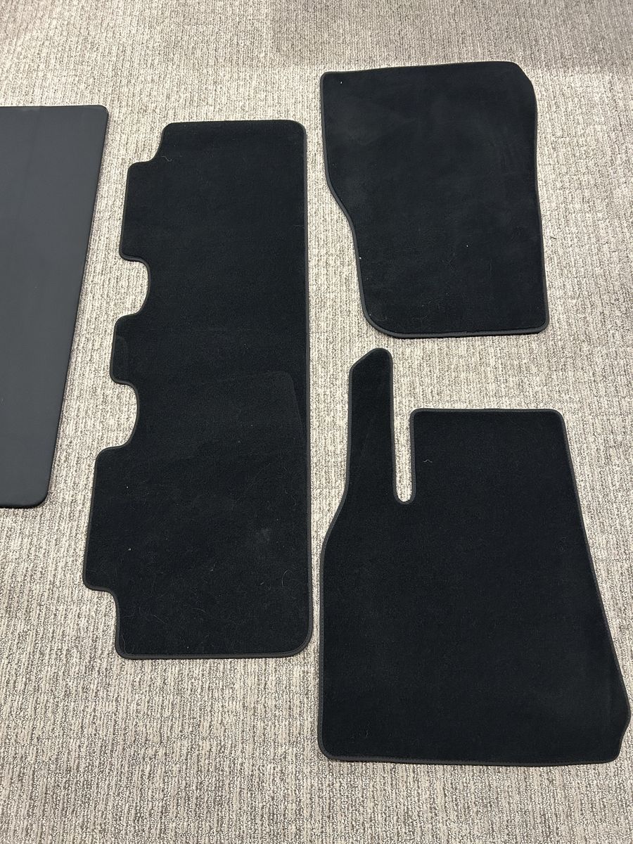 Tesla Y Mats and Cover (Original, 2023)