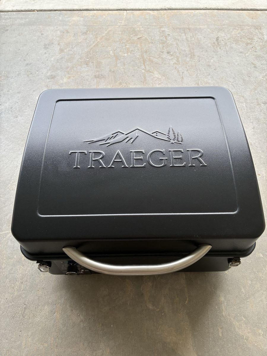 Traeger Ranger Portable Pellet Grill Smoker - Black, Digital Arc Controller, Keep Warm Mode