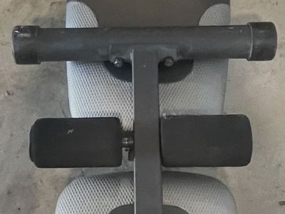 Gold's Gym XR 5.9 Adjustable Weight Bench