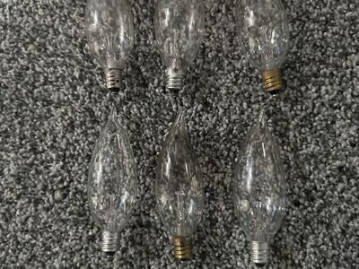 6 Decorative Chandelier lights. 40 Watts