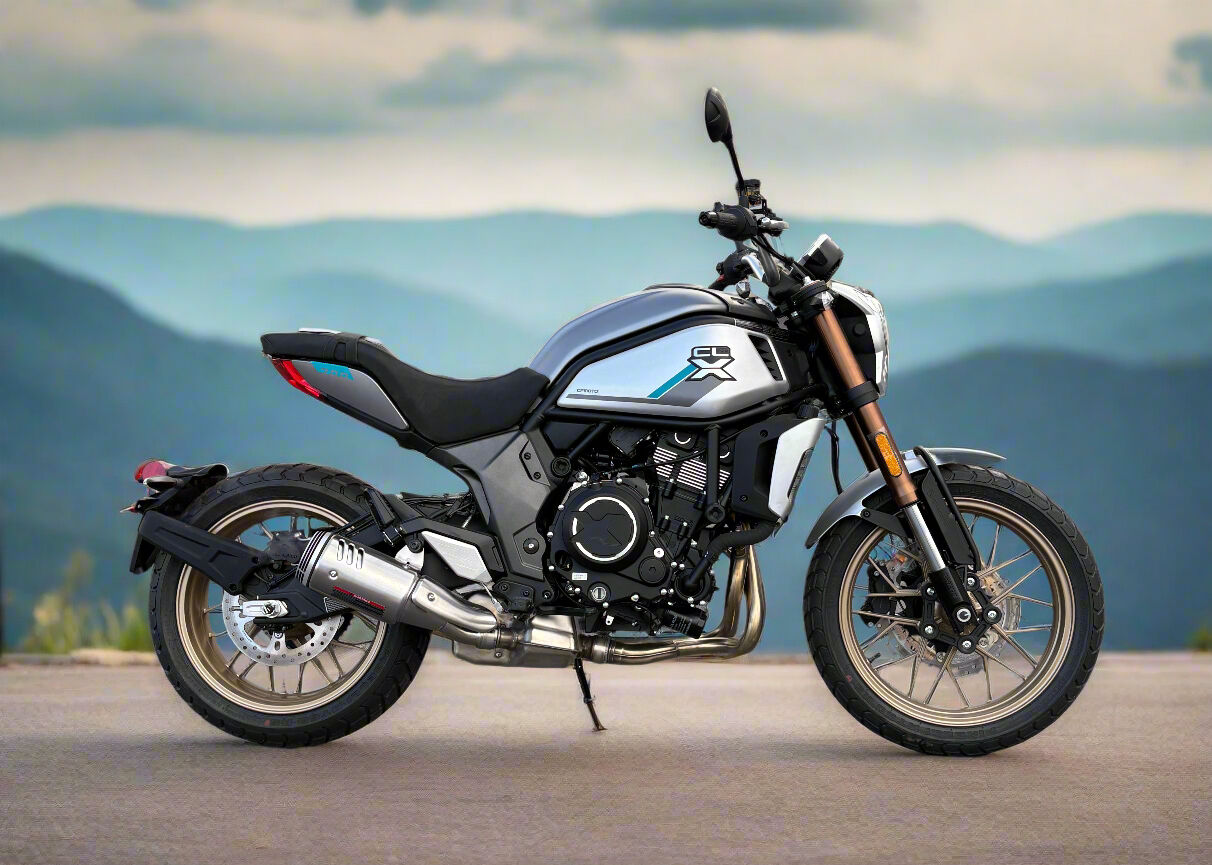 2022 CF Moto 700 CL-X - NEXT TO NEW - Sport Bike