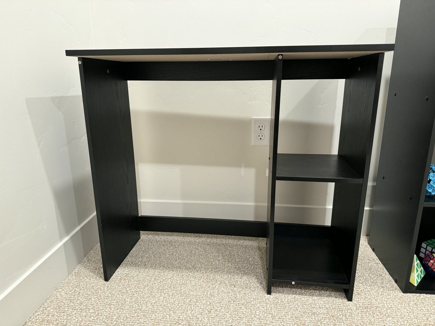 Main image 3