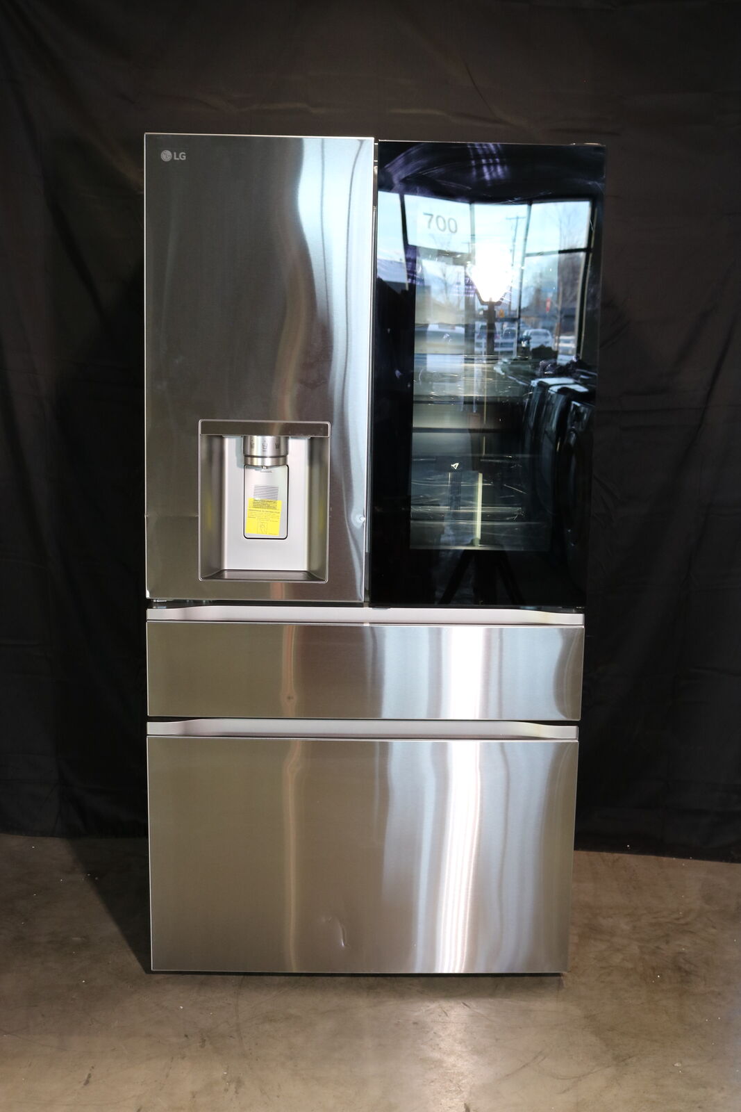 LG Refrigerator - 29 CuFt - Instaview - Standard Depth MAX - 4 French Door Fridge - Dual Craft Ice