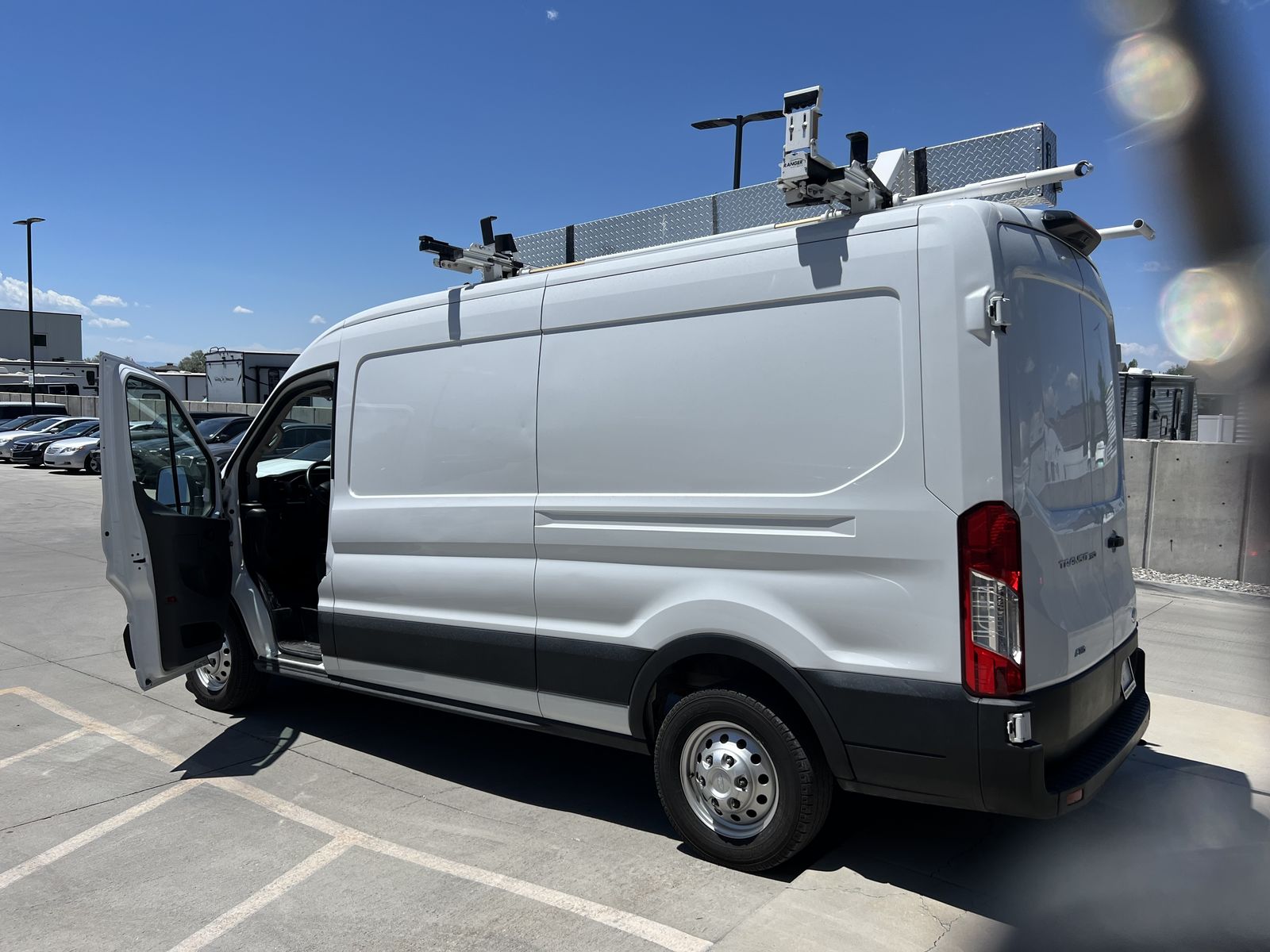 Ranger Design "Max-Rack" : Double Drop Down Ladder Rack - With Lockable a Buyers Brand Aluminum Conduit Carrier