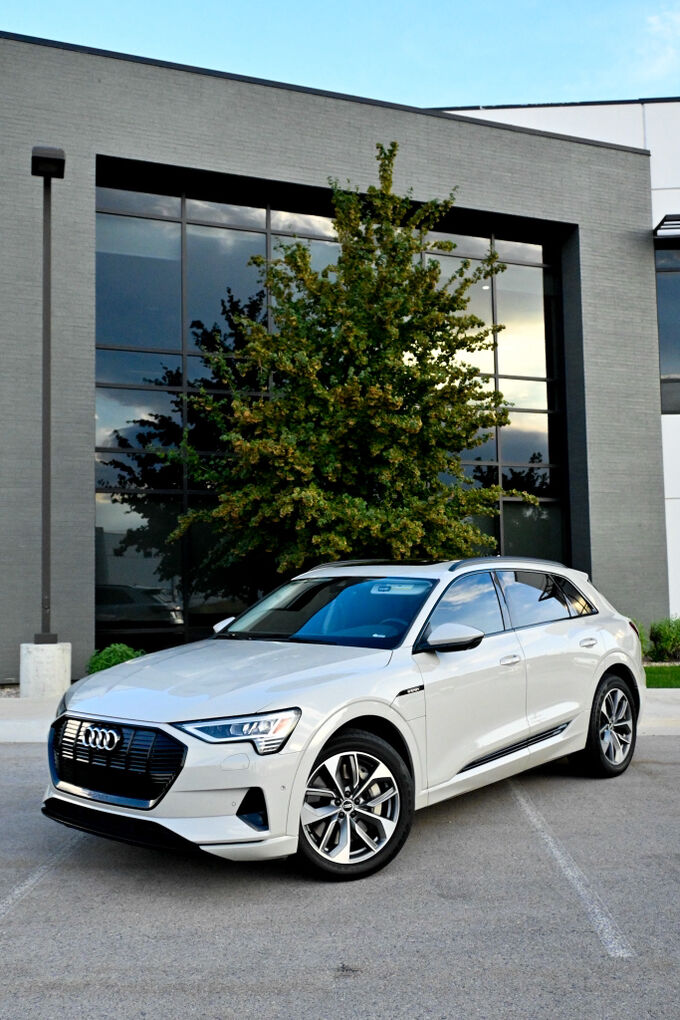 2021 AUDI ETRON SUV quattro Premium Plus