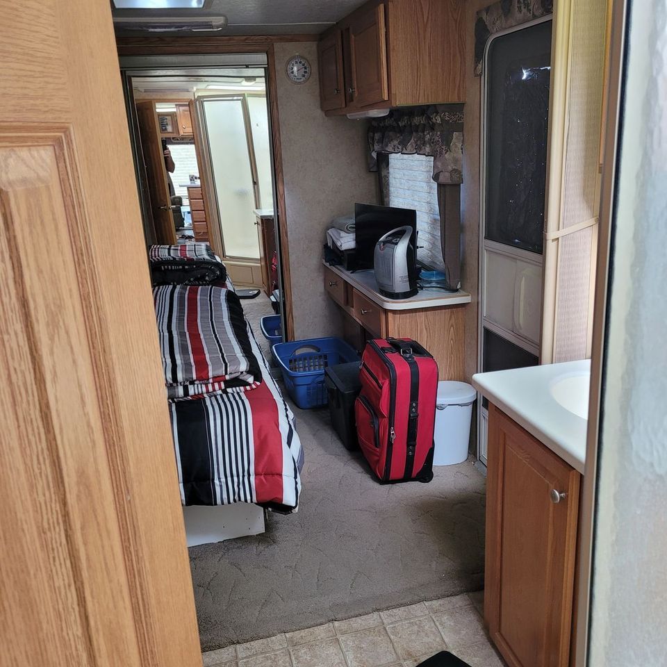 Main image 8