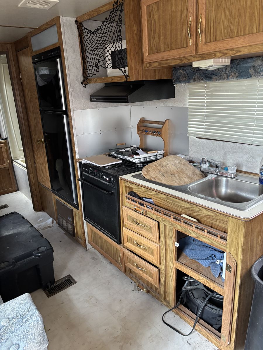 Main image 6
