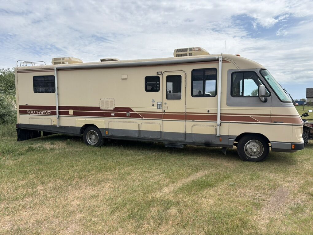 1988 Fleetwood Southwind L