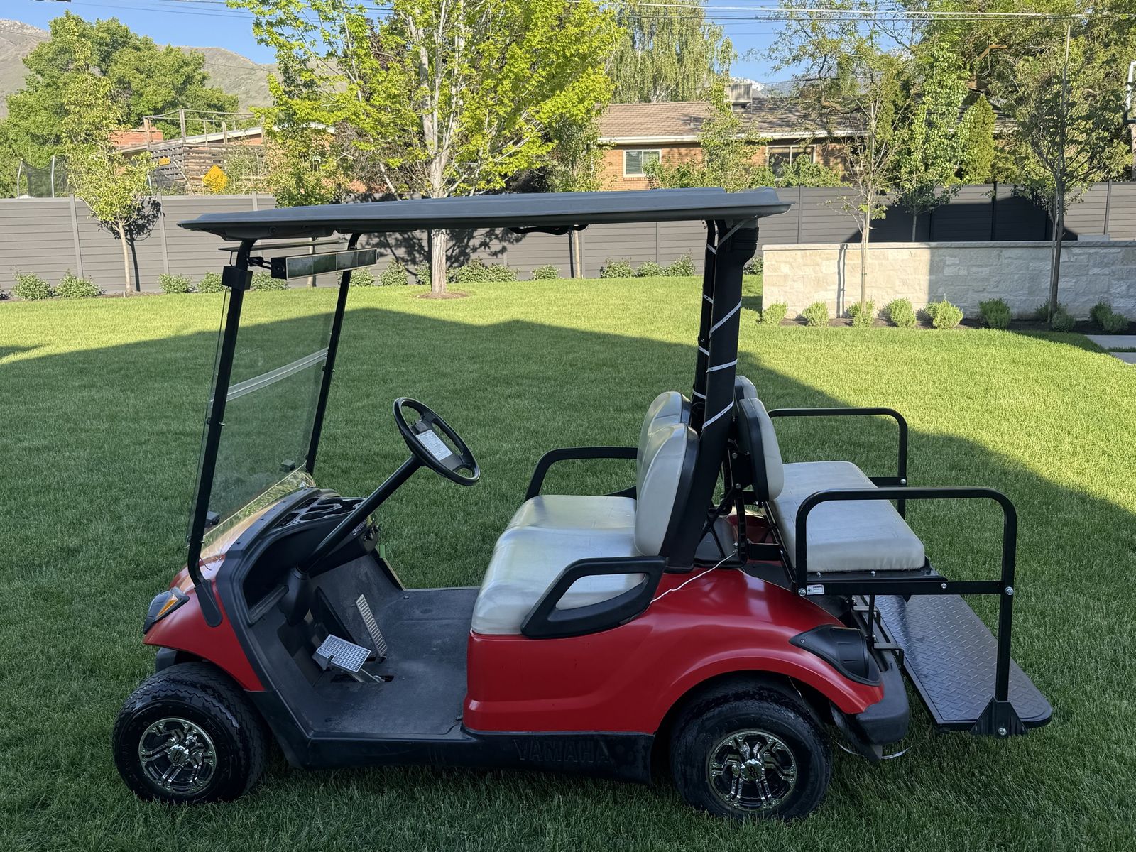 2015 Yamaha golf cart