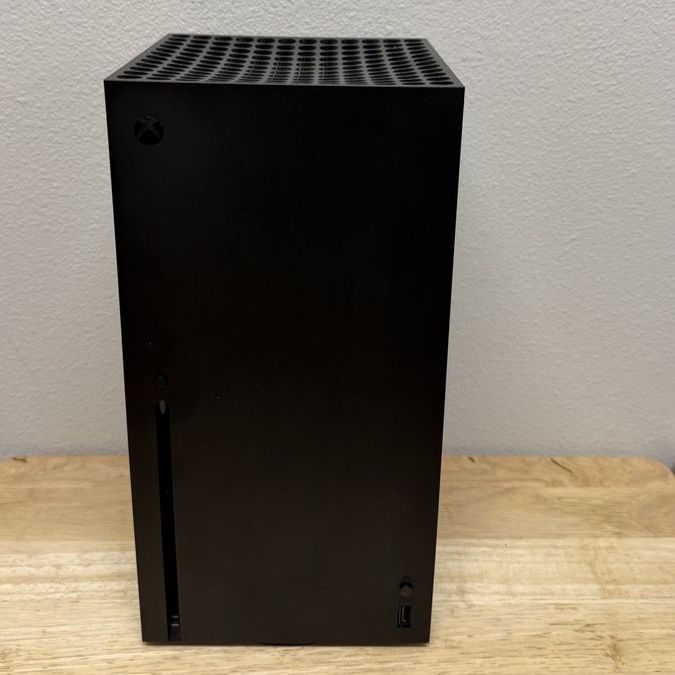 Xbox Series X 1TB Bundle