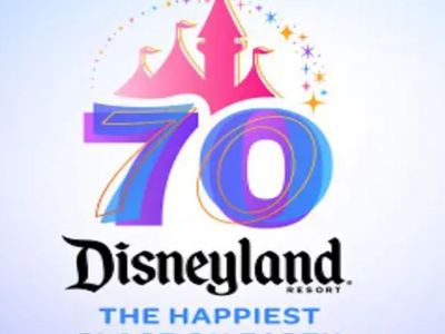 4 DISNEYLAND TICKETS