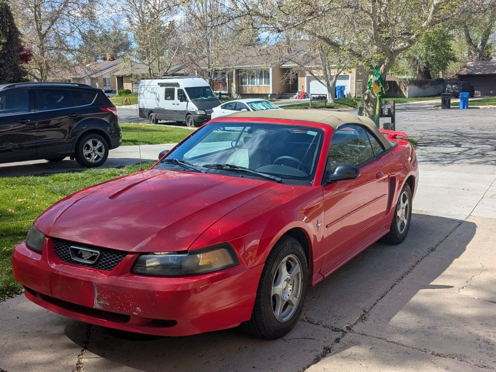 2003 FORD MUSTANG Base