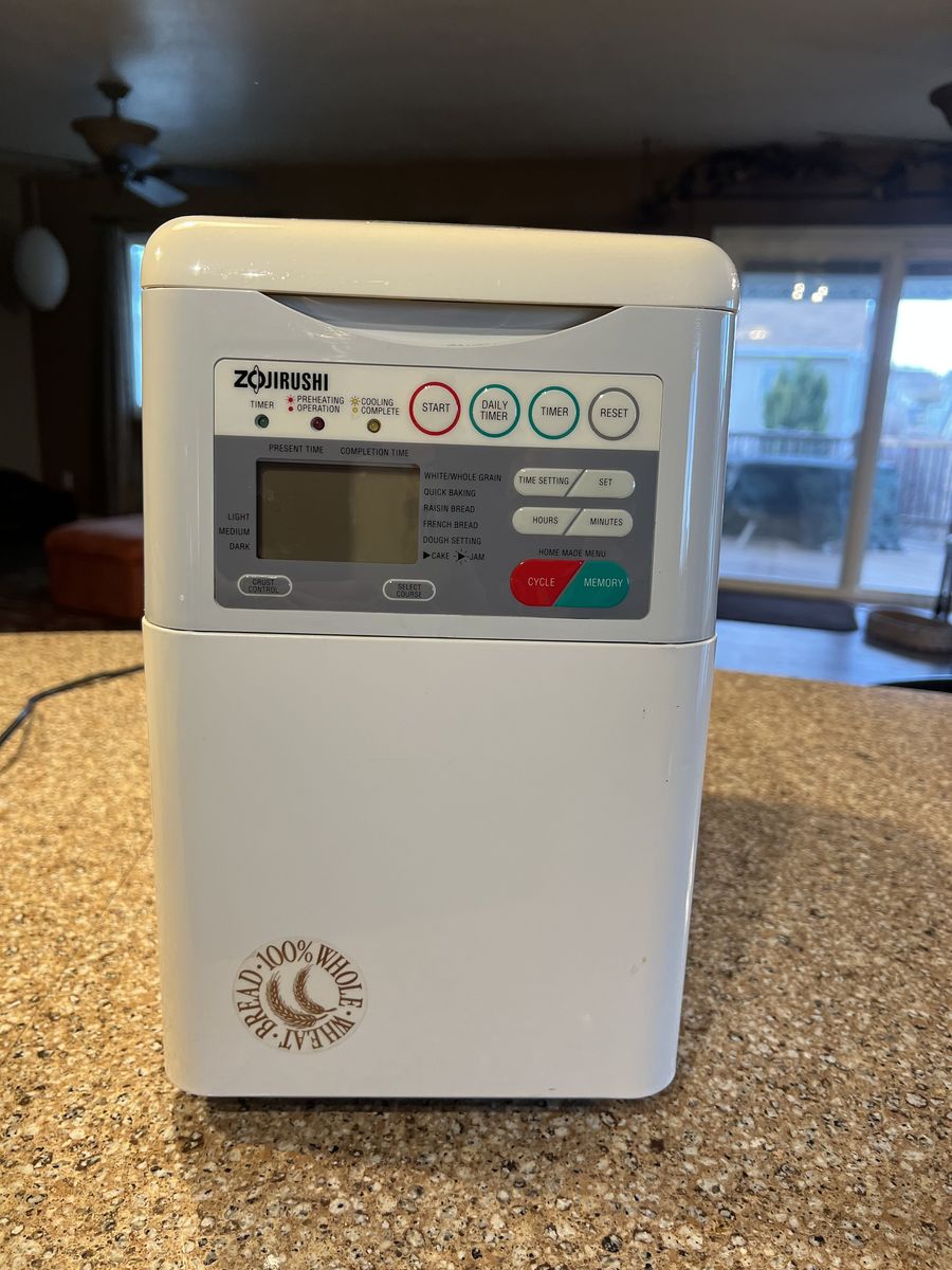 Zojirushi 1 lb breadmaker