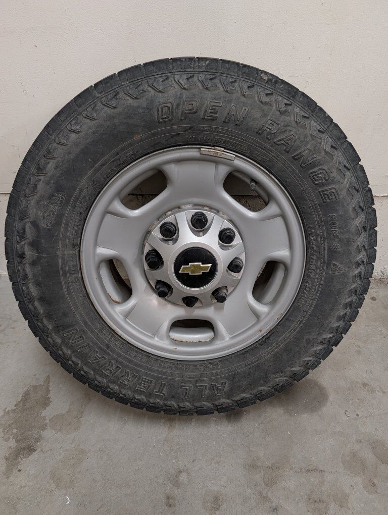 Chevy HD Wheels and Tires
