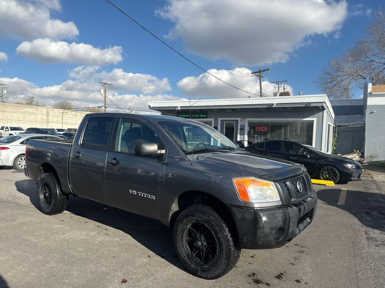 2014 Nissan Titan SV