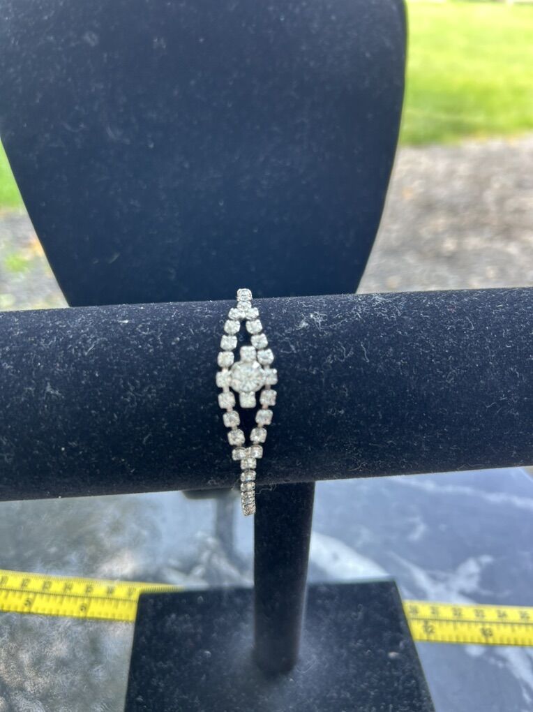 Vintage Rhinestone Silver Tone 7 Inch Bracelet