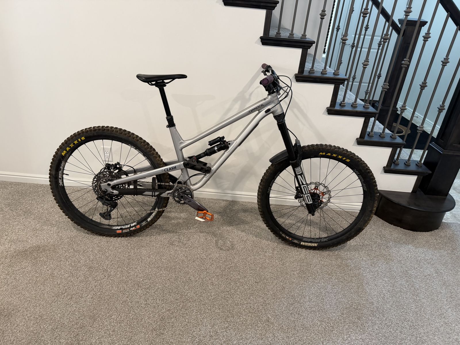 Commencal Clash - Medium