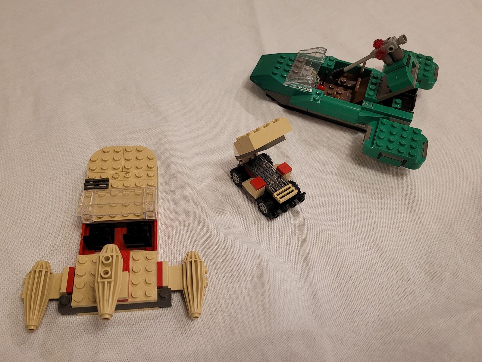Main image 3