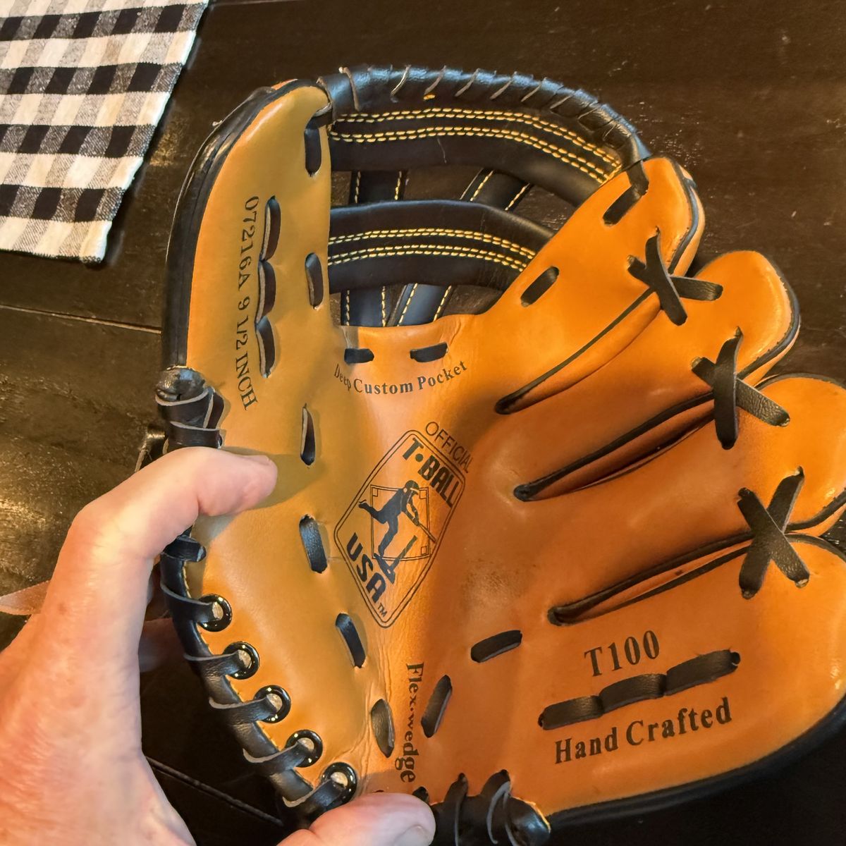 T-Ball USA 9.5” Baseball Glove