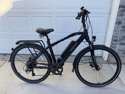 Mens Magnum E-Bike