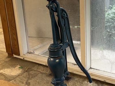 Vintage Cast Iron Water Well Pump - Functional Hand Pump for Garden/Yard Decor