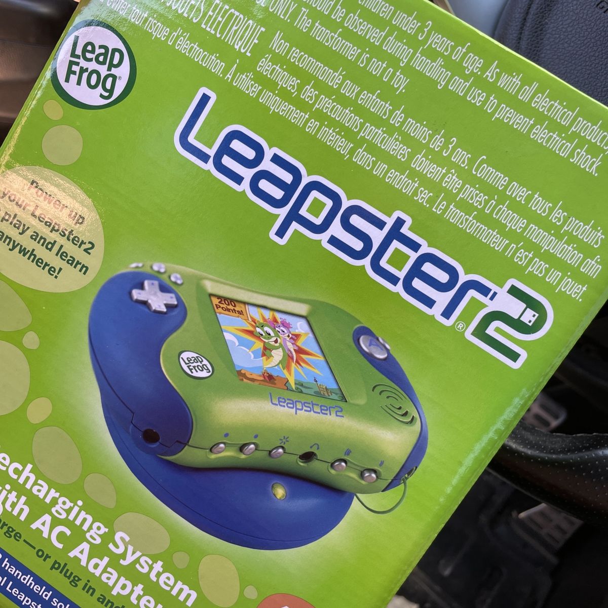 Leapster 2 recharging station dock