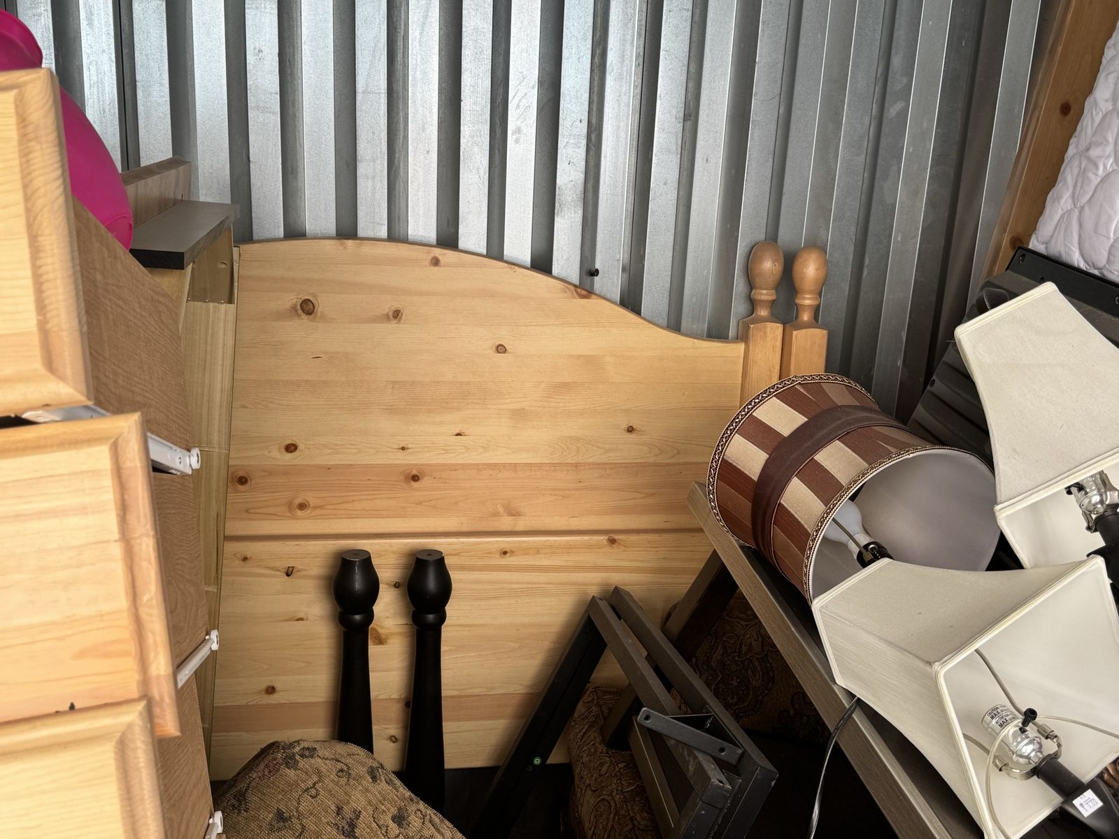 Main image 3