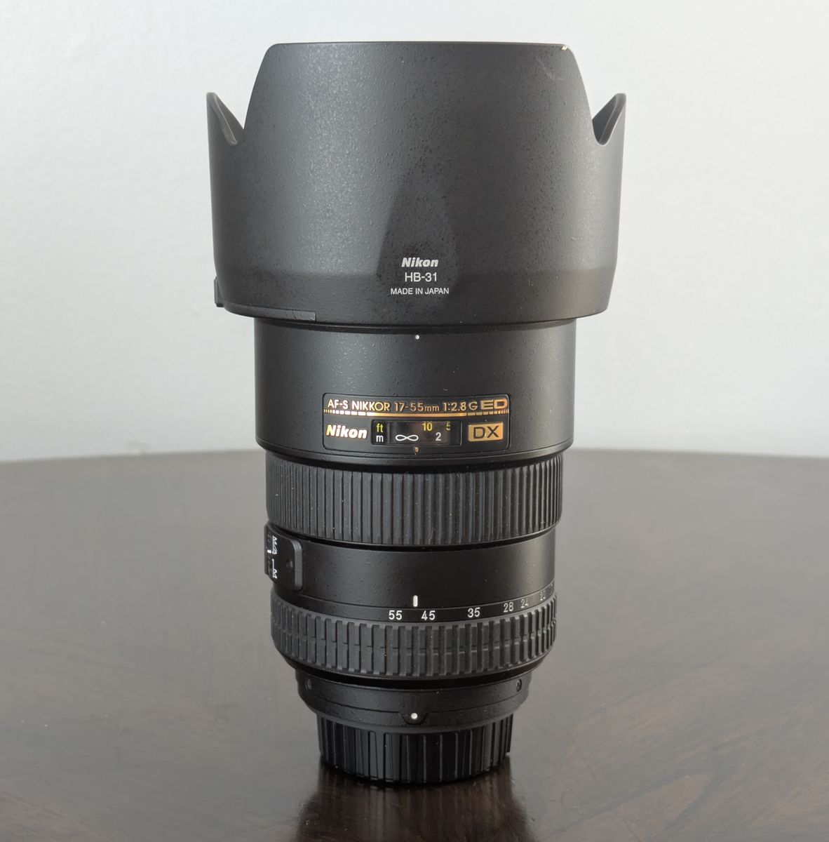 Nikon AF-S DX 17-55mm f/2.8G ED Lens with Hood & Nikon NC Filter – Excellent Condition