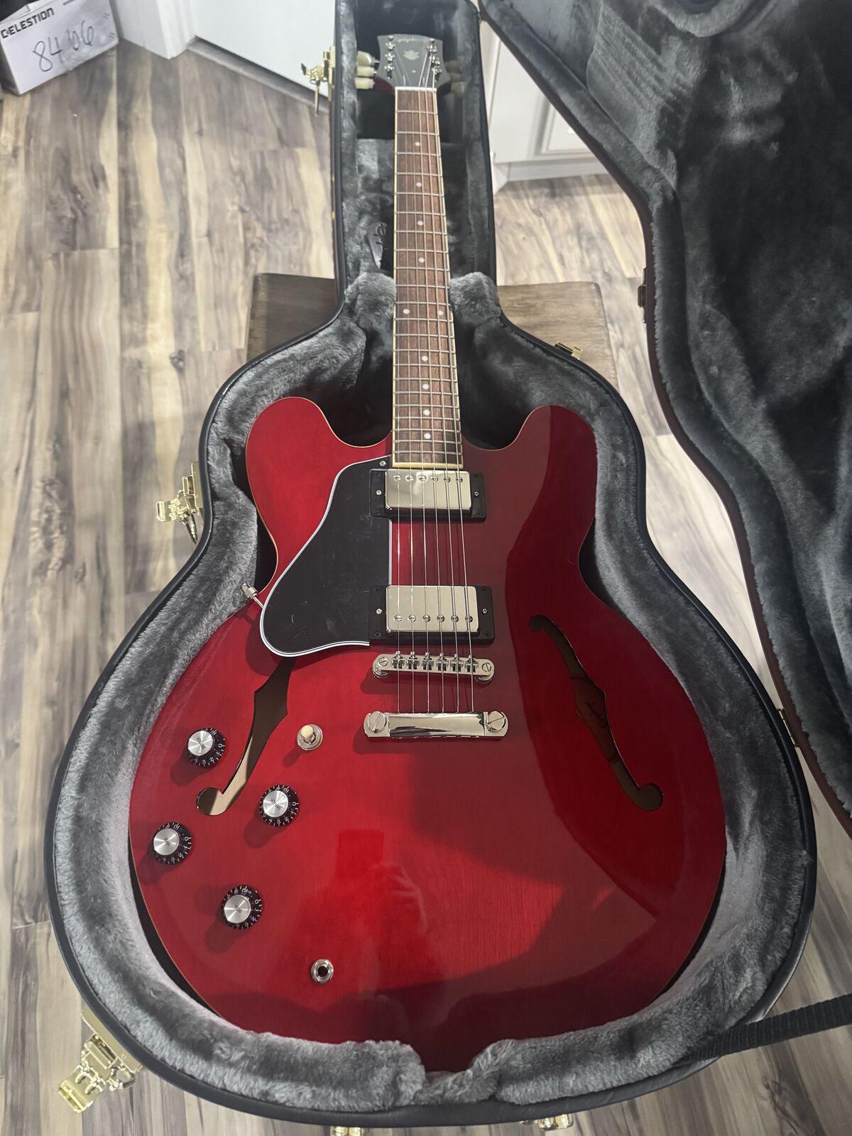 By Gibson Epiphone ES-335 Left ElectrIc Guitar