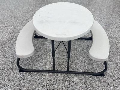Lifetime Kids' Round Picnic Table