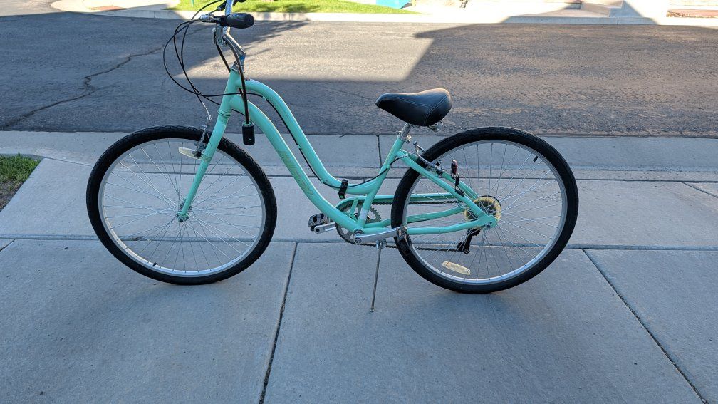 Schwinn Perla Women's 26" Wheels 7-Speed Cruiser Bike - Mint Green
