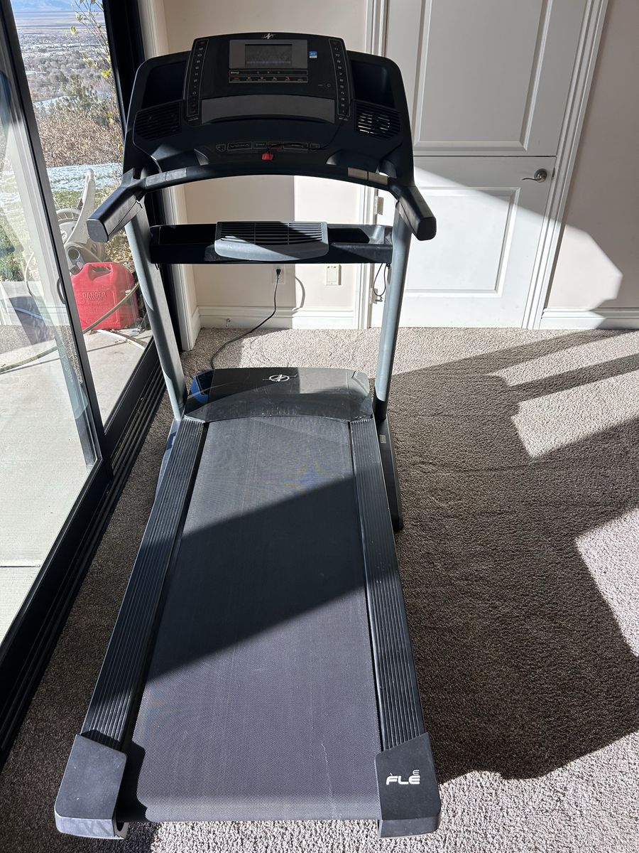 Nordic track treadmill 