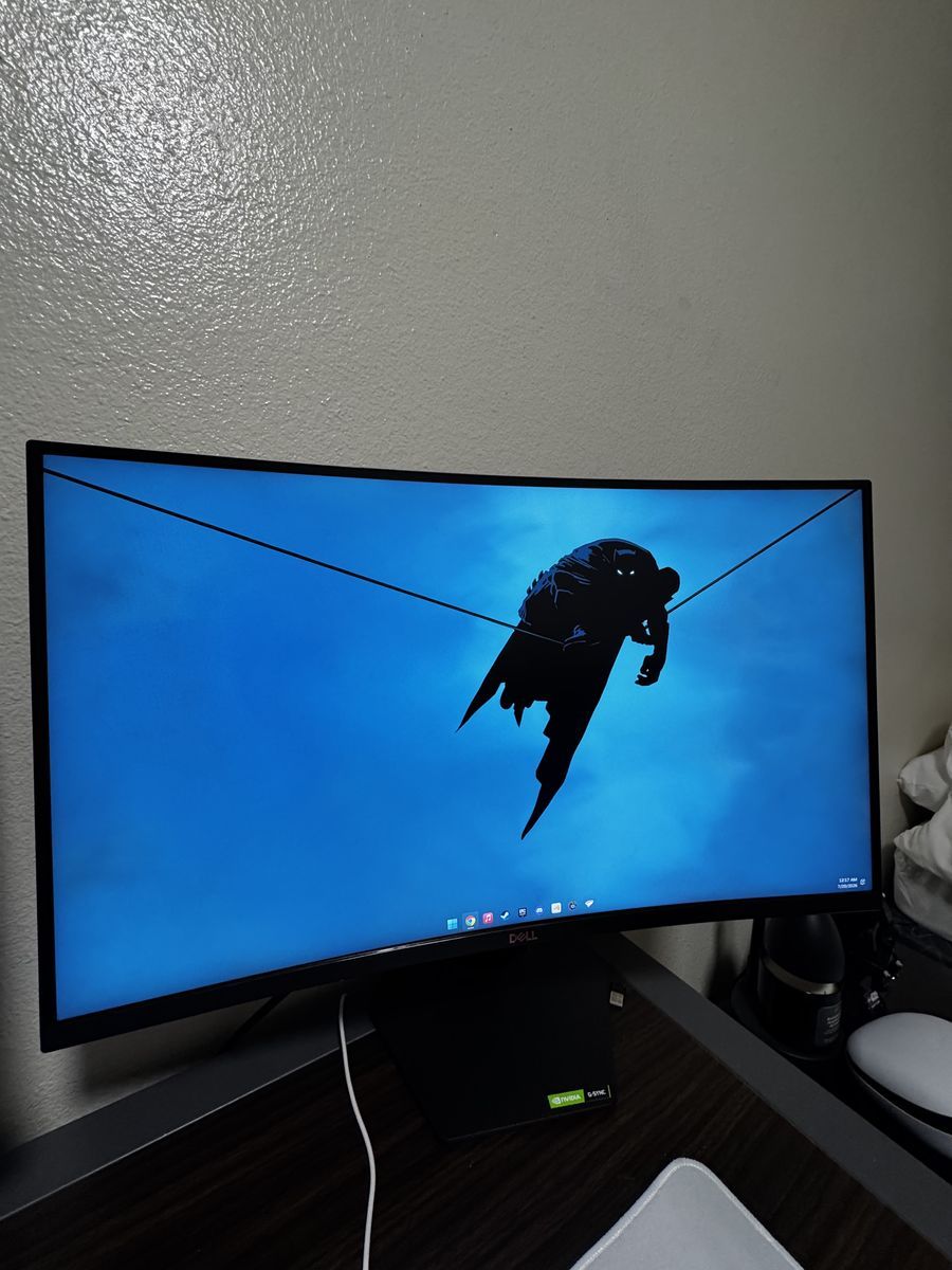 Dell S2721HGF 27" Curved 144Hz Gaming Monitor – 1080p, FreeSync/G-SYNC Compatible