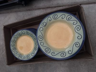 Fusina Hand-Painted Collection Dinner Plates & Salad Plates - Green/Yellow Swirl (Set of 10)