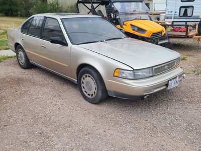 1992 Nissan Maxima SE