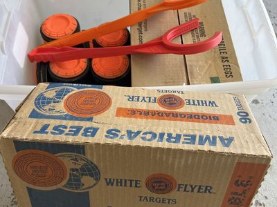 Clay targets and throwers