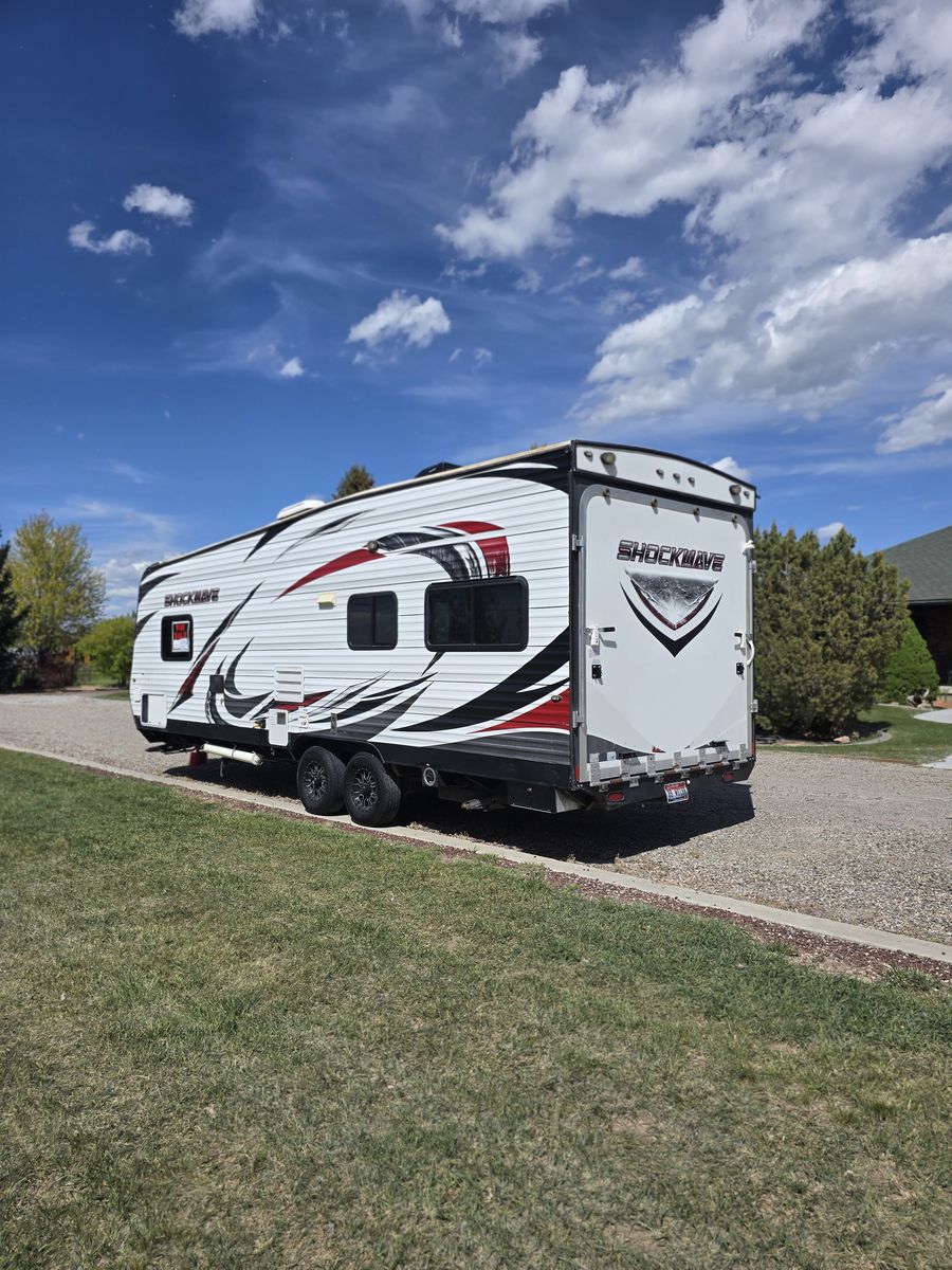2017 Forrest River Shockwave 24FQMX