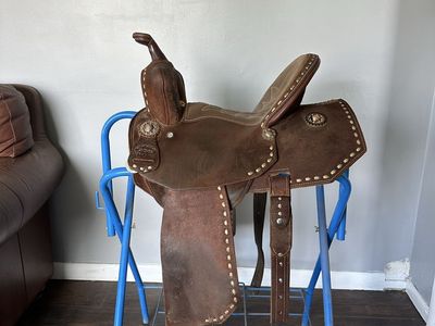Barrel saddle