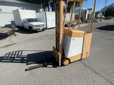 Namco 2000 lb capacity forklift