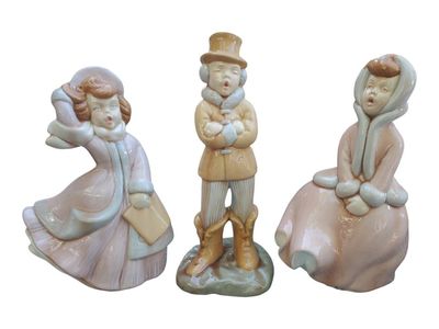 Vintage Christmas Carolers