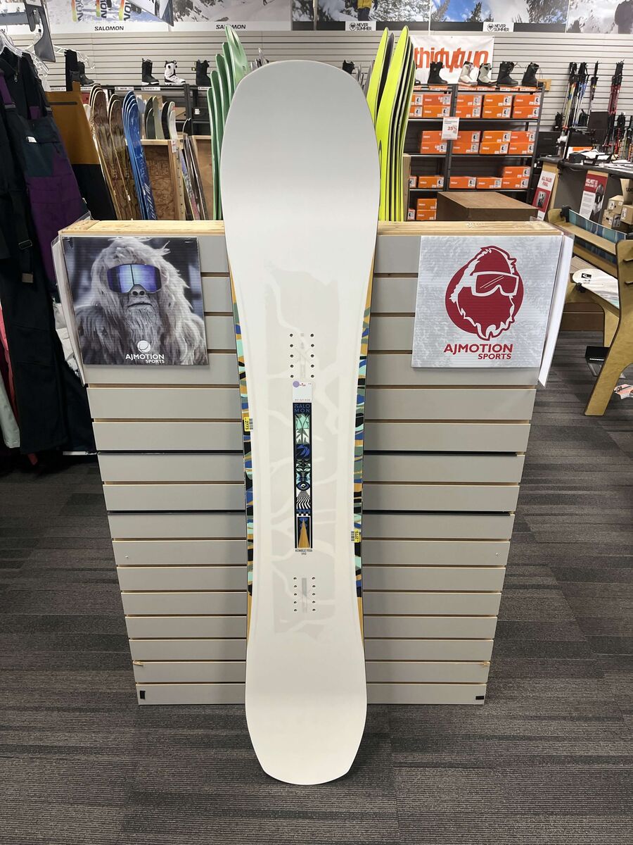Salomon Rumblefish 152cm Snowboard - Lightly Used (2026)