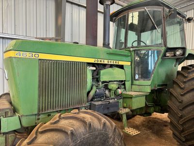 Tractor John Deere 4630