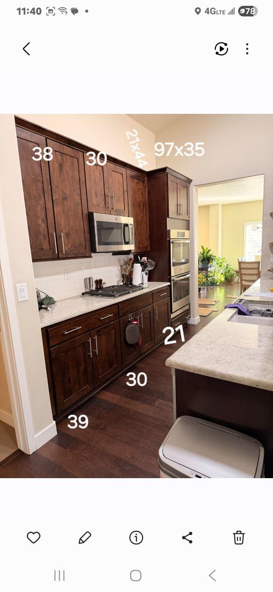 8 year old kitchen cabinets and appliances