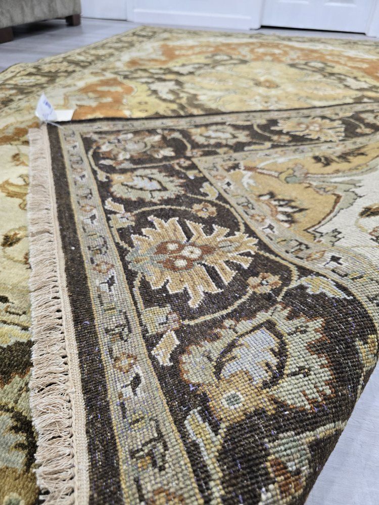 Main image 6