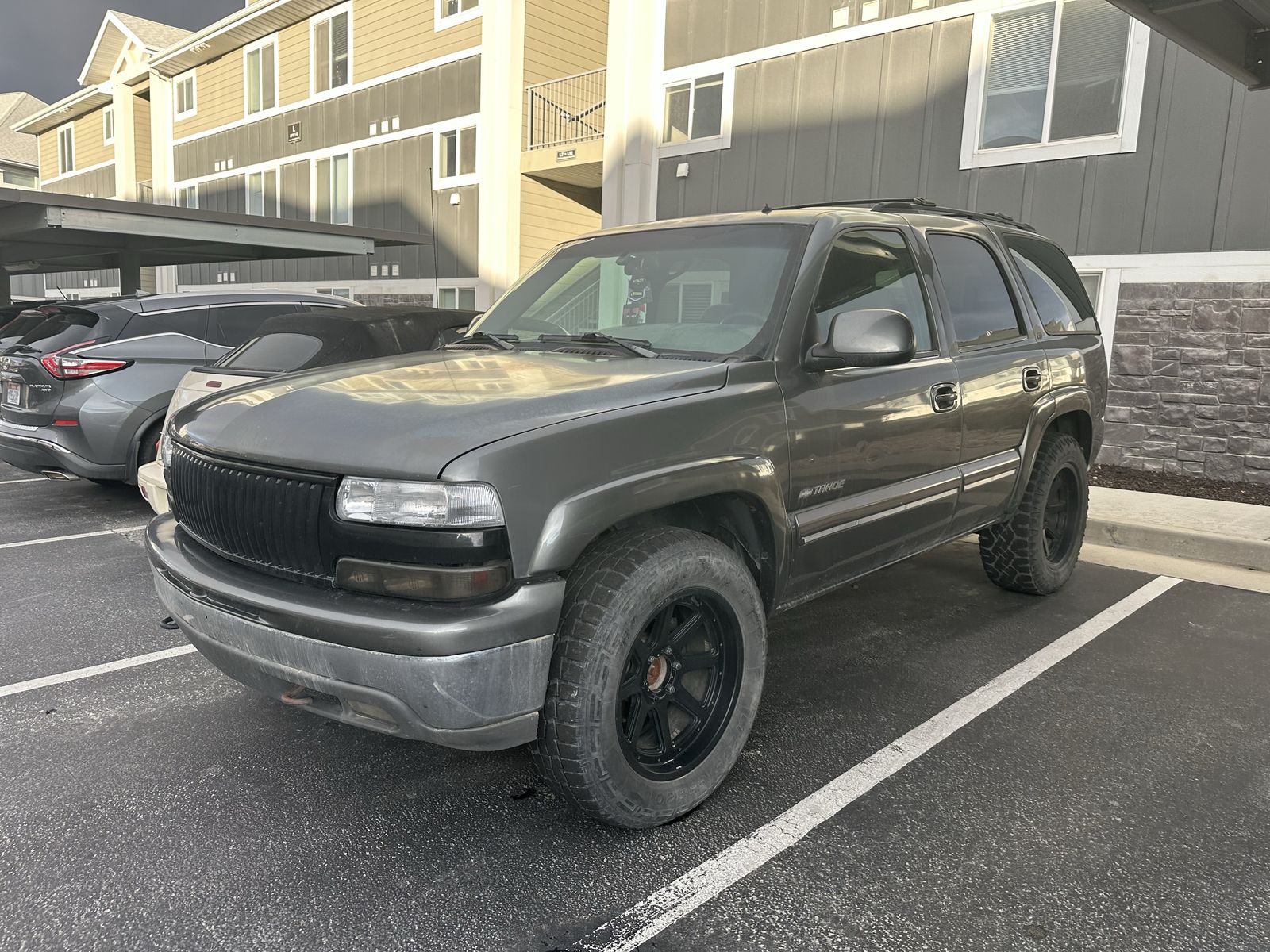 2002 Chevrolet Tahoe Base