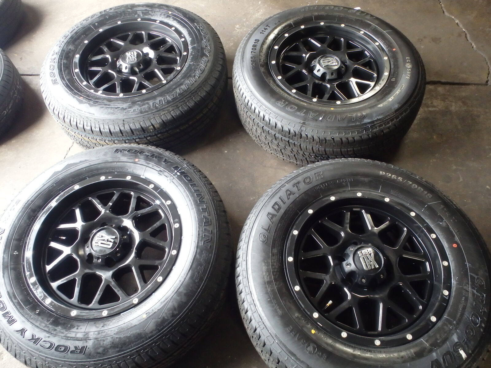 18" XD SERIES USED WHEELS 18X9 6X5.5= 6X139 AND TIRES 265/70R18