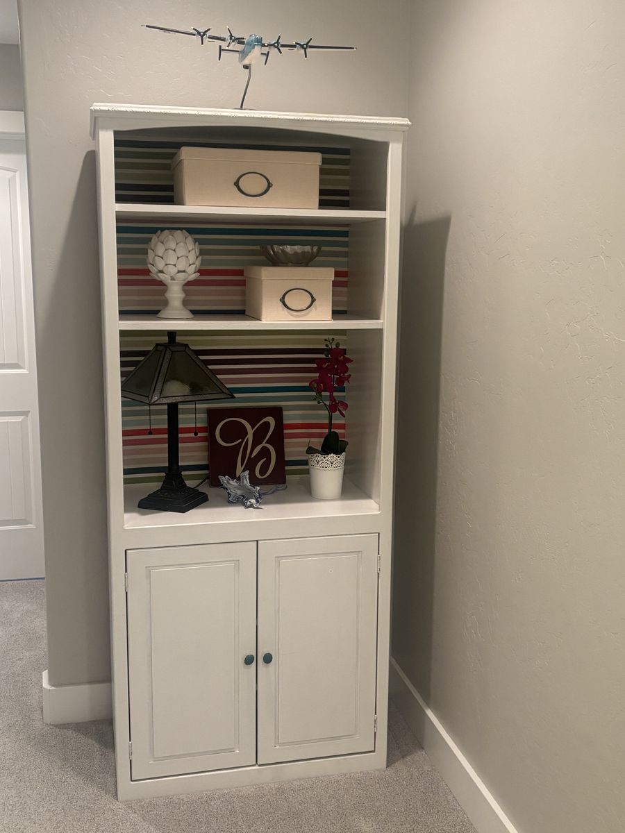 White Wood Tall Bookshelf with Storage Cabinet & Adjustable Shelves - Versatile Home Furniture