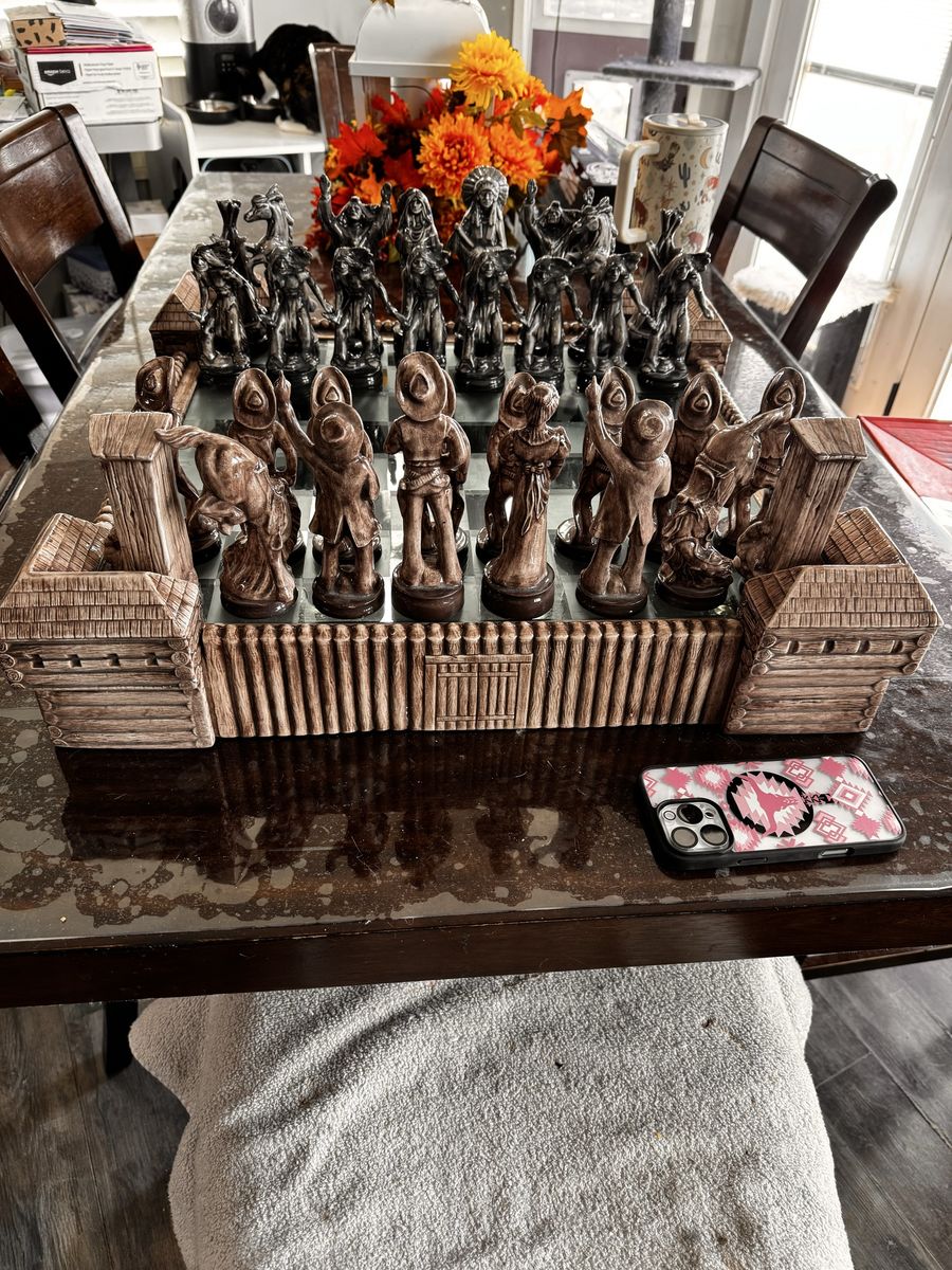 Main image 3