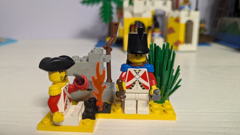 LEGO Pirates 1872: Soldiers Forge